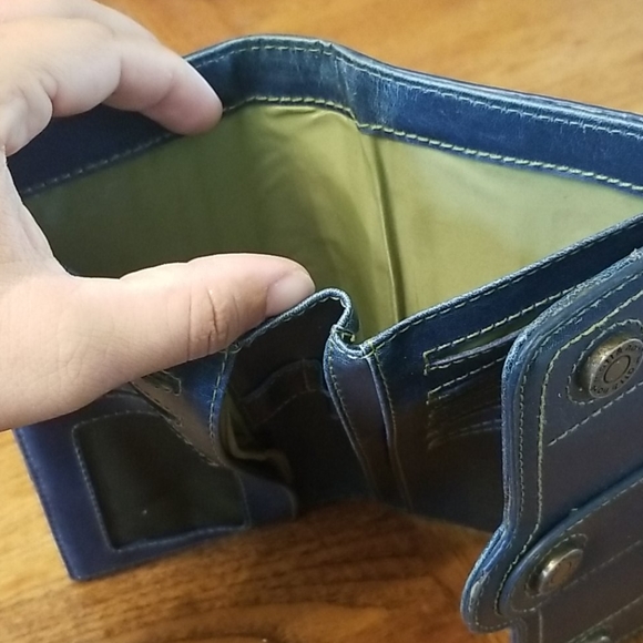 Matt & Nat wallet - Picture 6 of 8